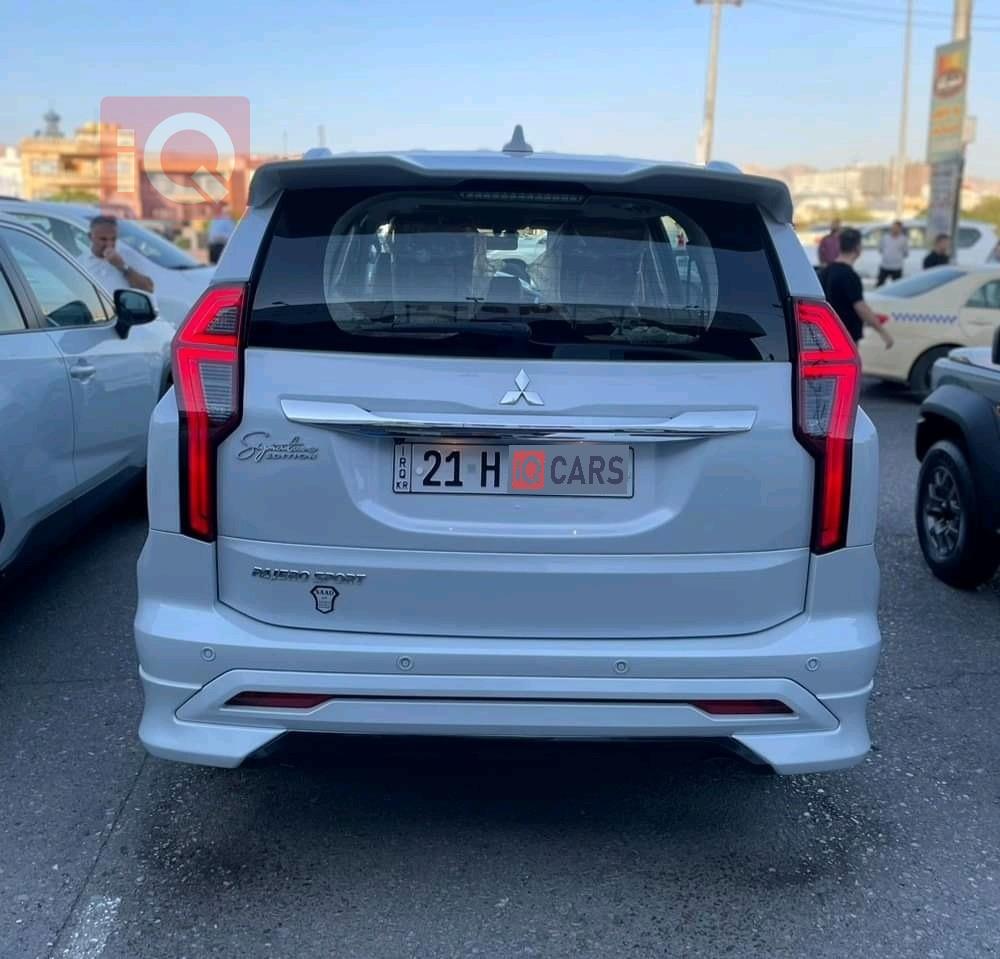 ميتسوبيشي باجيرو سبورت